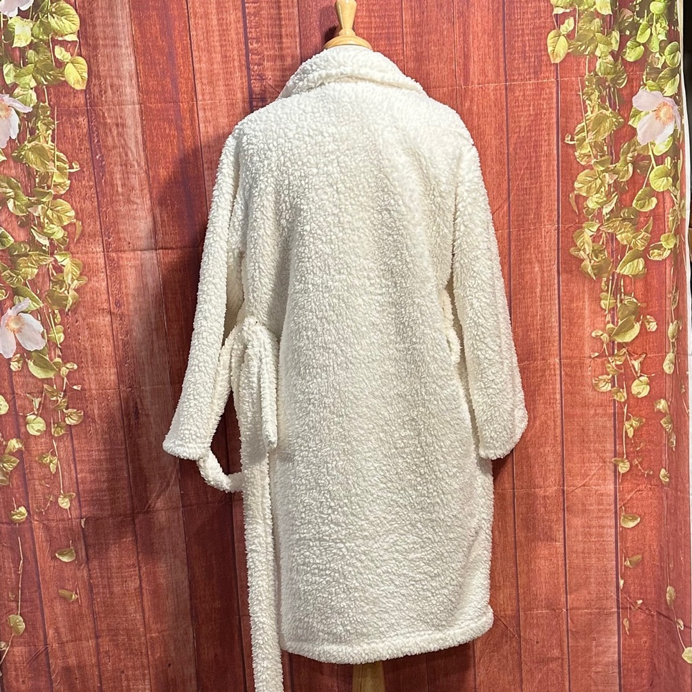 Pottery Barn Cozy Robe - Picture 4 of 14